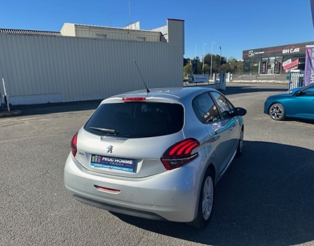 208 1.2 PURETECH 82CH STYLE 5P DISTRIBUTION NEUVE