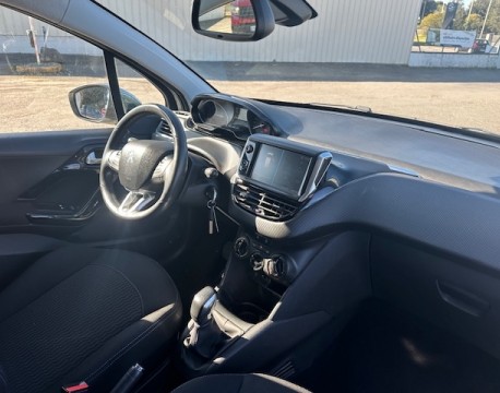 208 1.2 PURETECH 82CH STYLE 5P DISTRIBUTION NEUVE