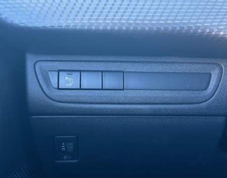 208 1.2 PURETECH 82CH STYLE 5P DISTRIBUTION NEUVE