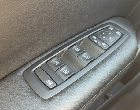 MEGANE IV ESTATE 1.3 TCE 140CH TECHNO EDC
