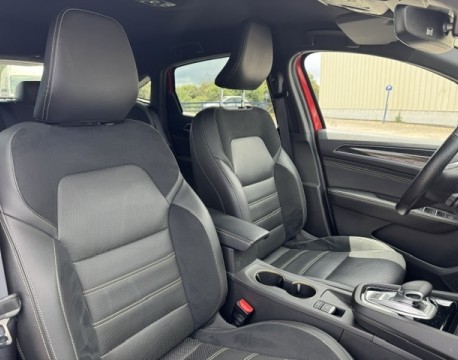 ARKANA 1.6 E-TECH HYBRIDE 145CH ENGINEERED + PARK ASSIST