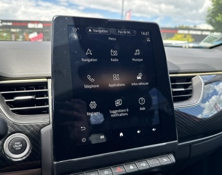 ARKANA 1.6 E-TECH HYBRIDE 145CH ENGINEERED + PARK ASSIST