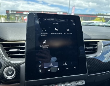 ARKANA 1.6 E-TECH HYBRIDE 145CH ENGINEERED + PARK ASSIST