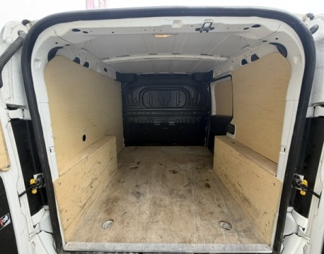 DOBLO CARGO 1.6 MULTIJET 105CH 705KG PRO LOUNGE 3PLACES