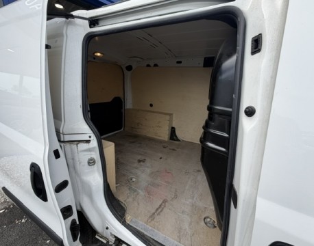 DOBLO CARGO 1.6 MULTIJET 105CH 705KG PRO LOUNGE 3PLACES