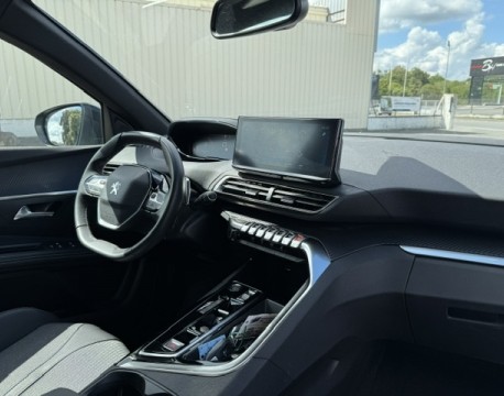 5008 HYBRID 136CH ALLURE PACK E-DCS6 PARK ASSIST