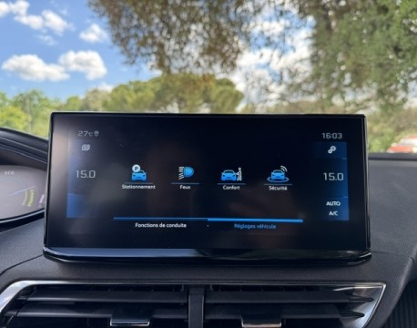 5008 HYBRID 136CH ALLURE PACK E-DCS6 PARK ASSIST