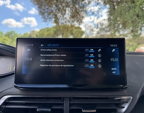5008 HYBRID 136CH ALLURE PACK E-DCS6 PARK ASSIST