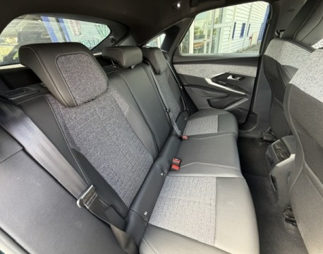 3008 1.2 HYBRID 145CH ALLURE E-DCS6