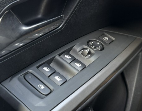 3008 1.2 HYBRID 145CH ALLURE E-DCS6
