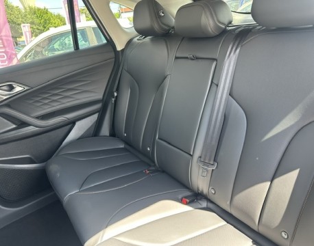 EHS 1.5 HYBRID+ 224CH LUXURY S&S