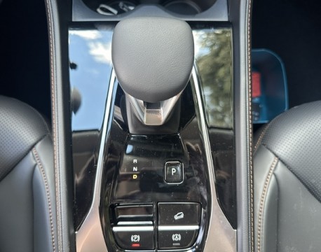 EHS 1.5 HYBRID+ 224CH LUXURY S&S