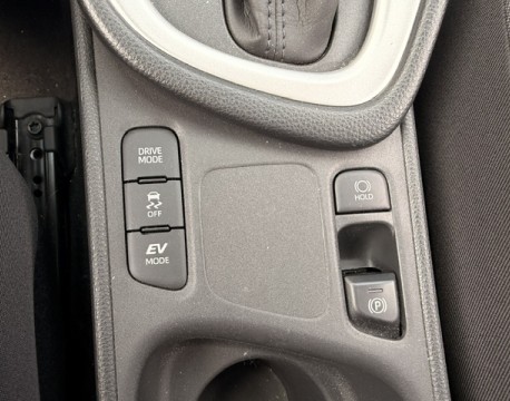 YARIS 116H DYNAMIC 92CH 5P