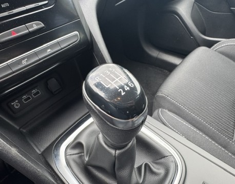 MEGANE IV 1.0 TCE 115CH BUSINESS