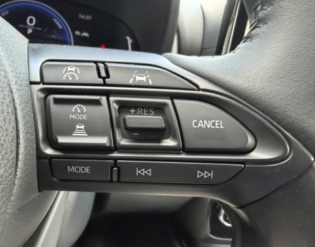 YARIS 116H DESIGN 92CH HYBRIDE 5P