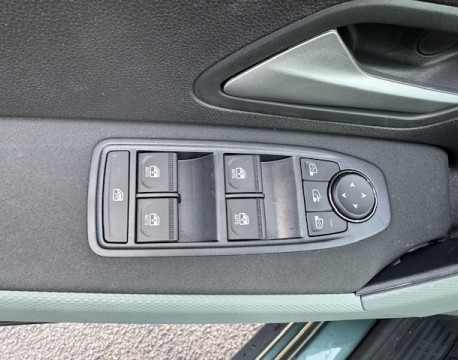 DUSTER 1.2 TCE MILD HYBRID 130CH EXTREME 4X2 OPTIONS !