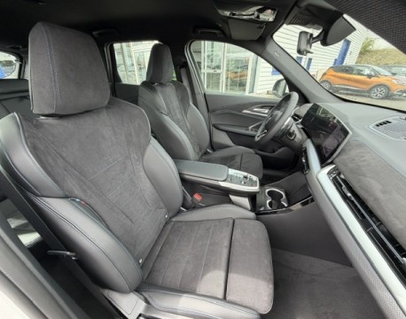 X1 (U11) SDRIVE18D 150CH M SPORT DKG7