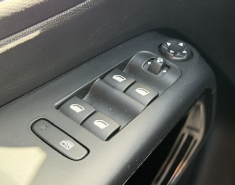 C5 AIRCROSS BLUEHDI 130CH S&S SHINE