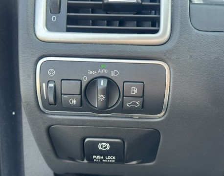 XC70 2.4L D5 AWD 215CH SUMMUM GEARTRONIC