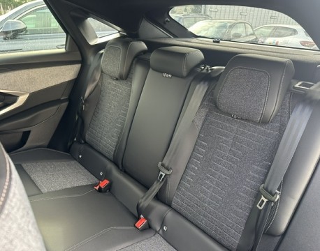 3008 1.2 HYBRID 145CH ALLURE