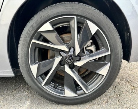 308 PHEV 180H 150CH ALLURE PACK E-EAT8