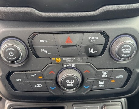 RENEGADE 1.5 TURBO T4 130CH MHEV LIMITED BVR7
