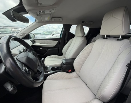 DS 3 CROSSBACK PURETECH 100CH GRAND CHIC DISTRIBUTION NEUVE
