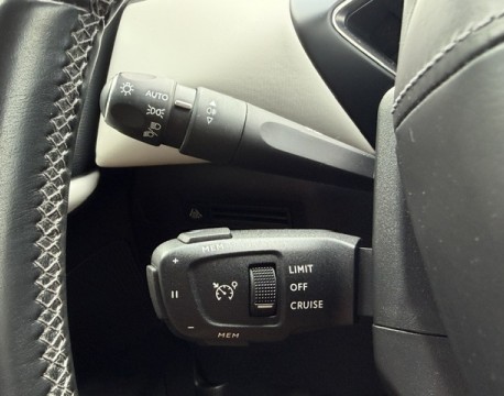 DS 3 CROSSBACK PURETECH 100CH GRAND CHIC DISTRIBUTION NEUVE