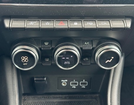 CAPTUR INTENS MILD HYBRID 140 EDC PARK ASSIST