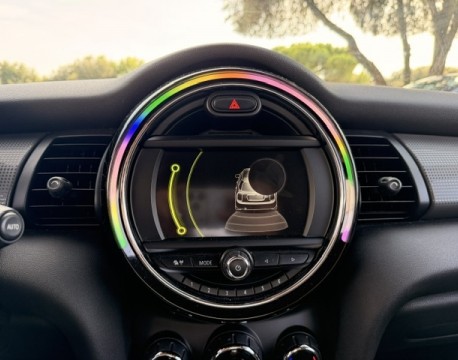 MINI 5 PORTES COOPER D 116CH BUSINESS