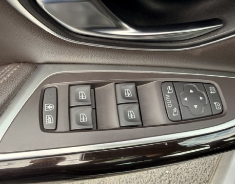 ESPACE V 1.6 DCI 130CH ENERGY ZEN 7PLACES