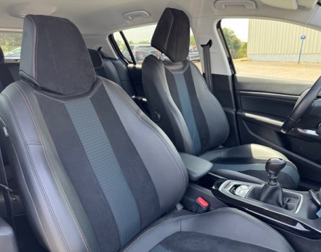 308 1.2 PURETECH 130CH TECH EDITION + PARK ASSIST DISTRIBUTION NEUVE