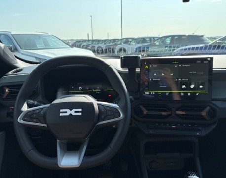 DUSTER 1.2 TCE MILD HYBRID 130CH EXTREME 4X2 + OPTIONS !