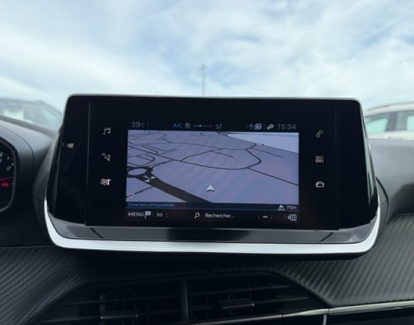 208 1.2 PURETECH 100CH S&S STYLE EAT8 + GPS