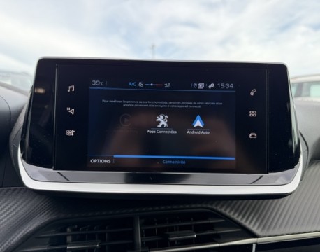 208 1.2 PURETECH 100CH S&S STYLE EAT8 + GPS