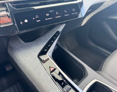 3008 1.2 HYBRID 145CH ALLURE E-DCS6
