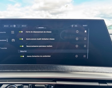3008 1.2 HYBRID 145CH ALLURE E-DCS6
